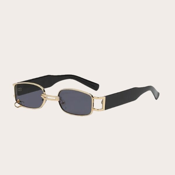 Ochelari de soare eleganți cu ramă neagră și detalii aurii, Naiara®