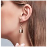 Cercei aurii cu pandantiv lacăt, cu sistem de închidere englezesc, Naiara®