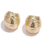 Cercei-aurii-eleganti-cu-textura-reliefata-Naiara®2