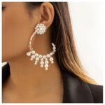 Cercei lungi statement cu perle și cristale – model elegant și sofisticat, Naiara®