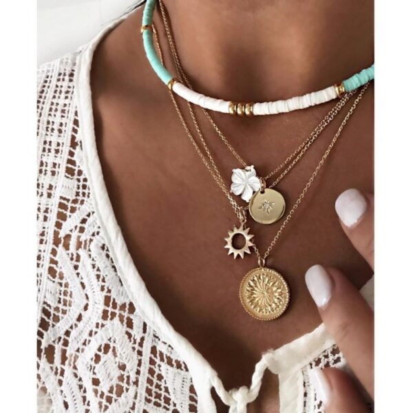 Colier cu 4 lantisoare aurii cu mărgele turcoaz, Naiara®