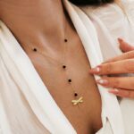 Colier elegant placat cu aur 14K – design rafinat cu libelulă și mărgele negre, lungime 42, Naiara®