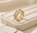 Verighetă din oțel chirurgical aurit, design elegant cu lanț decupat și cristale strălucitoare, marimea 7 , Naiara®