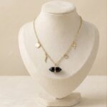 Colier din oțel inoxidabil placat cu aur 14K – model cu pandantiv cristal și simboluri delicate, Naiara®