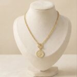 Colier auriu cu pandantiv monedă vintage, din oțel inoxidabil placat cu aur de 14k, lungime 48 cm, Naiara®