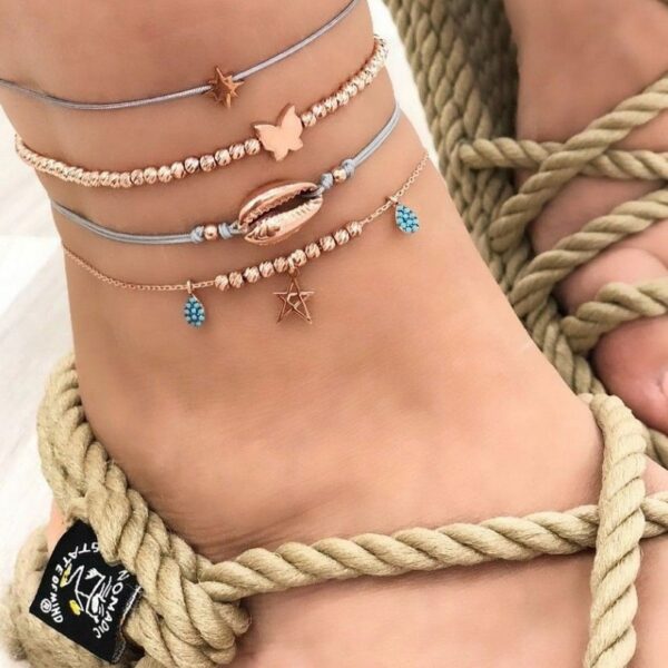 Set brățări 4 în 1 pentru picior cu șnur gri, mărgele aurii și pandantive delicate, Naiara®