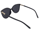 Ochelari de soare polarizați damă – ramă neagră cat-eye cu detalii aurii și lentile închise, Noem®