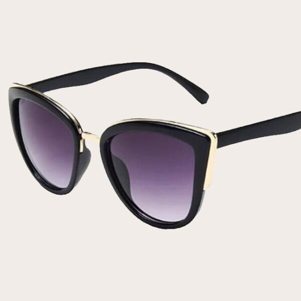 Ochelari de soare damă cat-eye cu rame negre și accente aurii, lentila gradient, Noem®