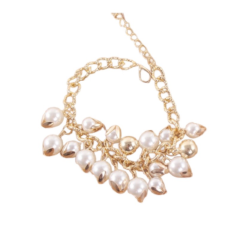 Brățară elegantă cu lanț auriu și perle albe design glamour, Noem®