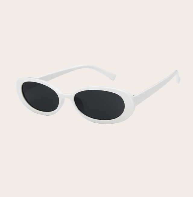 26.06.2026_09.40.54_REC_bg_F1ECE8 Ochelari de soare ovali retro albi rame groase, lentile negre, stil vintage, Noem® - imagine 1