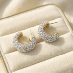 Cercei din otel inoxidabil, placati cu aur 14k, model semiluna cu cristale, Luna, Noem®