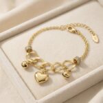 Brățară damă placată cu aur 14K, 17+3 cm, model elegant cu inimă și zale decorative, Noem®