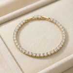 Brățară damă placată cu aur 14K, 17-18,5 cm, 3 mm, model tennis cu pietre strălucitoare, Noem®