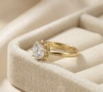 Inel placat cu aur 14K, model minimalist de logodnă cu piatră rotundă, mărimea 6, Noem® - imagine 2
