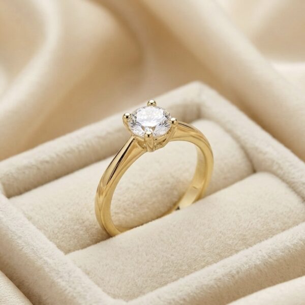 Inel placat cu aur 14K, model deosebit solitaire clasic cu piatră centrală rotundă, mărimea 6, Noem®