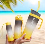 Set de 3 recipiente hidratare Beauty, sticle fitness cu masura portabila si manere practice, capacitati 1200ml, 800ml si 300ml, cu pai, Noem®