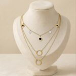 Colier elegant placat cu aur 14K, lungime 43+5 cm, model cu cristale și detalii negre, Noem®