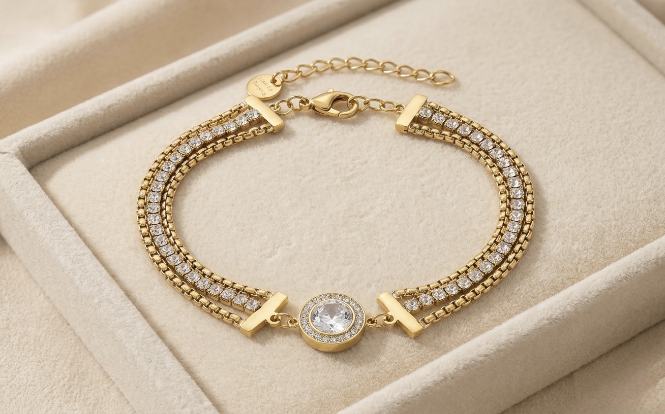 IMG_0743 2 Brățară elegantă placată cu aur 14K, 18+3 cm, model cu cristale, Noem® - imagine 1