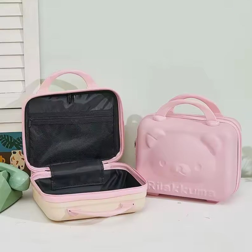 NO0448-WP10_01 Valiză de voiaj pentru cosmetice, roz rigidă, mini geantă de mână cu cifru model ursuleț 30x16x24 cm, Noem® - imagine 1