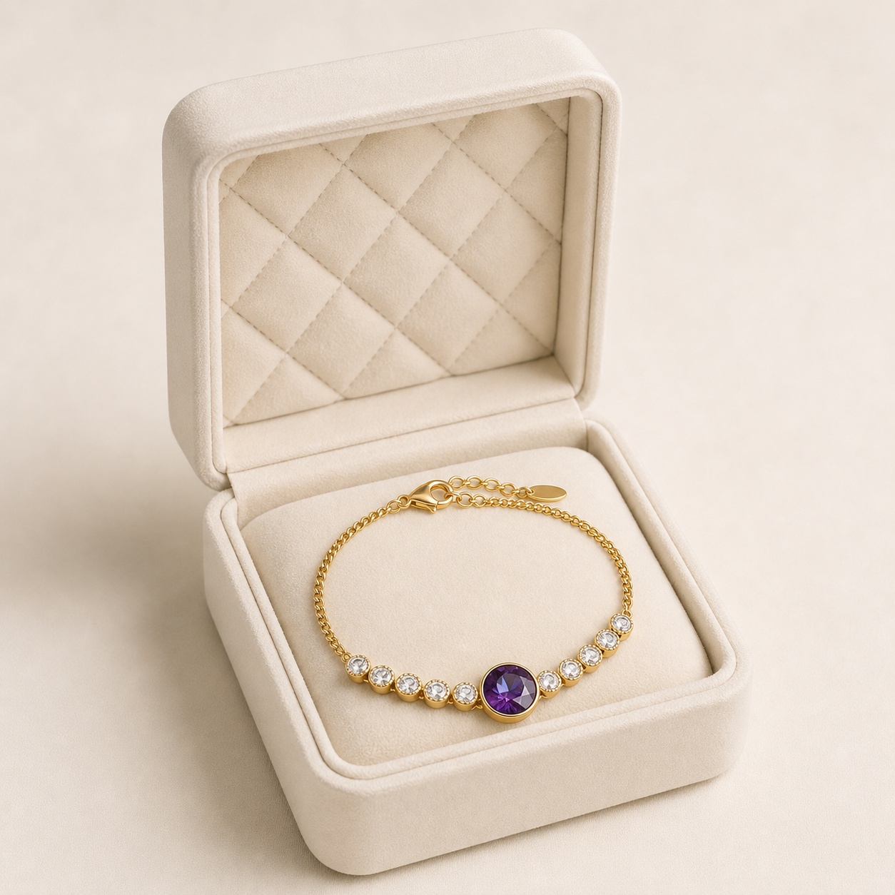 b07_violet_central_2 Brățară placată cu aur de 14K, model elegant cu un cristal central rotund în nuanțe iridescente misterioase și margini din pietre mici clare, 16.5+5 cm / 9 mm, Noem® - imagine 1