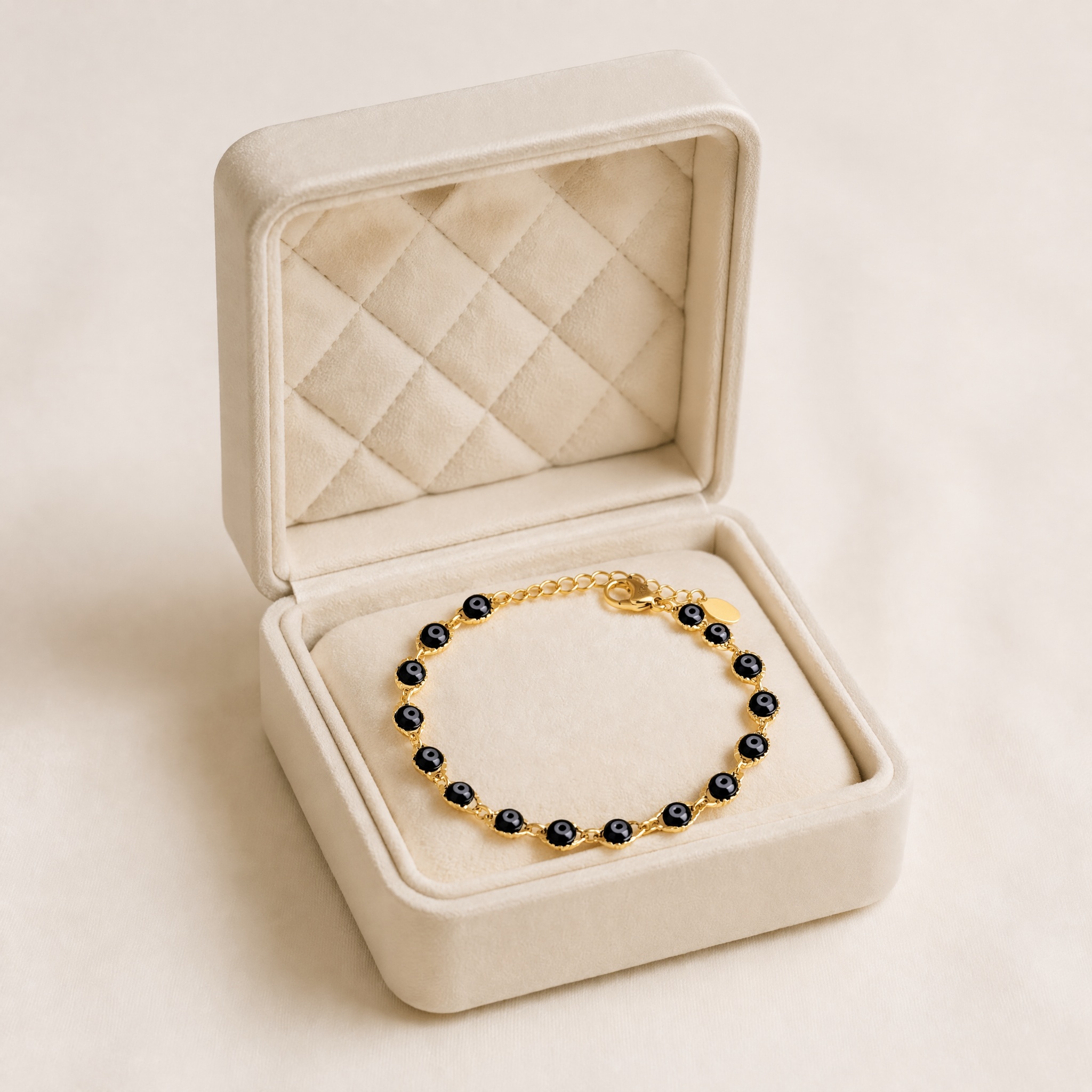 b12_evil_eye_negru_2 Brățară talisman placată cu aur 14K, lungime reglabilă, 18+3 cm, cu elemente ochi mistic negri, Noem® - imagine 1