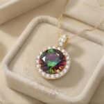 Pandantiv elegant placat cu aur 14K, 23/14 mm, model markiz cu piatră aleksandrit și cristale, Noem®