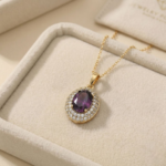 Pandantiv elegant placat cu aur 14K, 26/14 mm, model marquise cu piatră ametist și cristale, Noem®