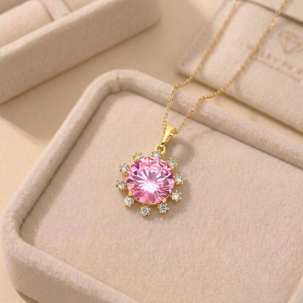 phototune.ai_1781449596 Pandantiv elegant placat cu aur 14K, 25/17 mm, model cu briliant roz și cristale albe, Noem® - imagine 1
