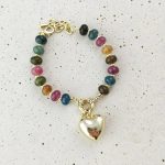 Brățară din oțel chirurgical placată cu aur de 14K cu mărgele colorate și pandantiv inimă, brățară de damă reglabilă 16+4 cm, Noem® - imagine 2