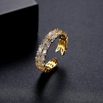 Inel reglabil din oțel chirurgical placat cu aur de 14K cu zirconiu cubic, inel de damă lat de 1,8 cm cu cristale albe strălucitoare, mărimea 7 ,Noem® - imagine 3