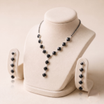 Set de seară argintiu cu colier în Y și cercei lungi cu cristale negre rotunde, set bijuterii de damă de ocazie cu pietre lucioase fațetate, Noem® - imagine 2