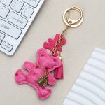 Breloc elegant din piele ecologică fuchsia ursuleț cu medalion monedă și ciucure, lungime 7 cm, Noem® - imagine 3