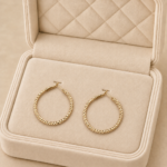 Cercei damă rotunzi din oțel inoxidabil placat cu aur de 14 K, model creole texturate, 4 x 4 cm, Noem®