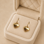 Cercei damă atârnători din oțel inoxidabil placat cu aur de 14 K, pandantiv inimă 3D voluminoasă, 3.2 cm, Noem®